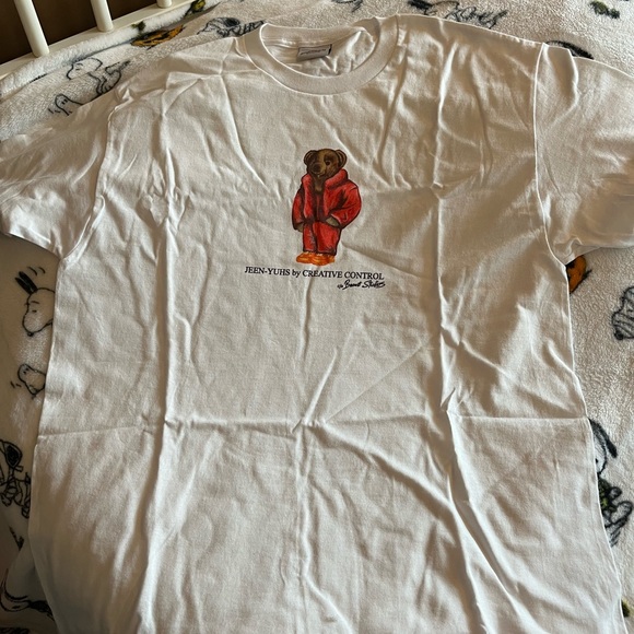 Jeen-Yuhs Kanye West Documentary T-Shirt (LARGE) - Picture 1 of 2
